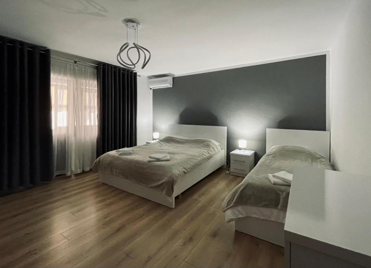 Luel Central Apartament Tirana Exterior photo